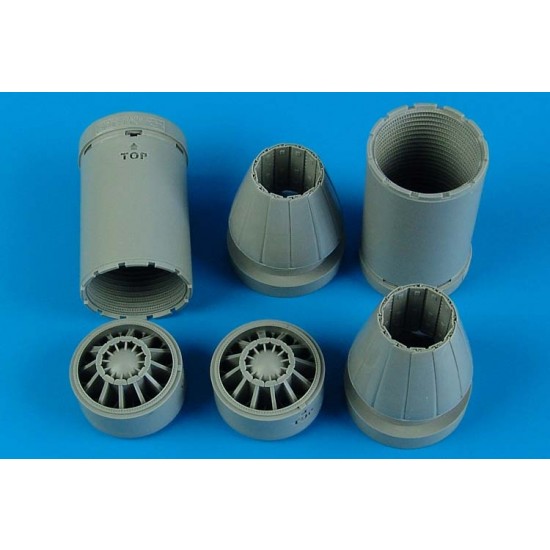 1/32 Boeing F/A-18E / F/A-18F Exhaust Nozzles - closed for Trumpeter kits 