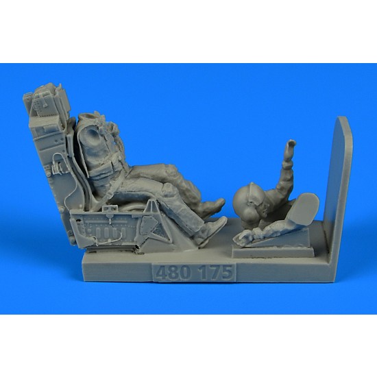1/48 USAF Fighter Pilot with Ejection Seat for F-16 for Academy/Hasegawa/Tamiya kit