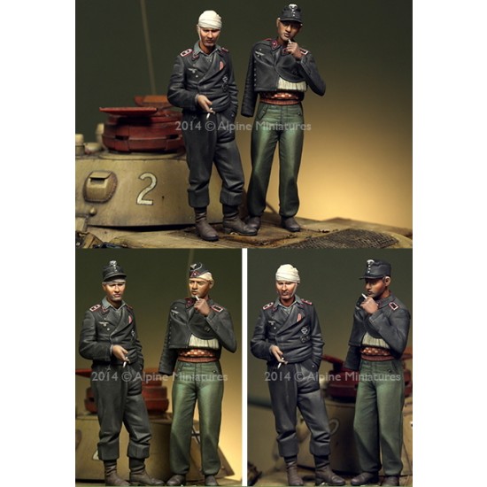 1/35 German Panzer Crew Set (2 figures, each w/2 different heads)