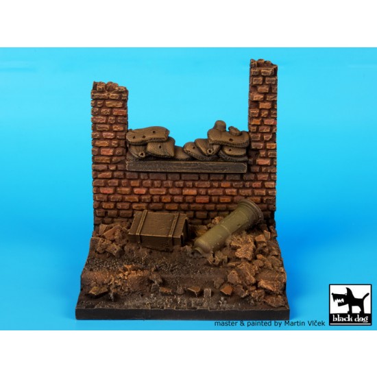 1/35 Wall with Sand Bags Diorama Base