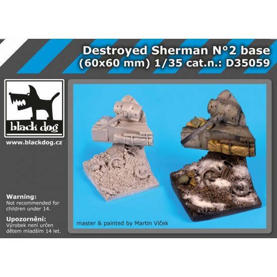 1/35 Destroyed Sherman Section Diorama Base No.2 (60mm x 60mm)