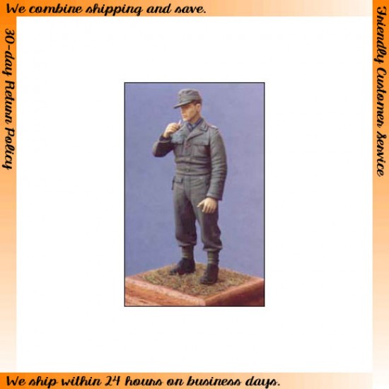 1/35 German Soldier in M43 Uniform (1 metal figure)