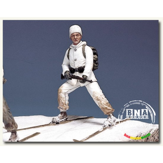 1/35 WWII German Ski Trooper #2 