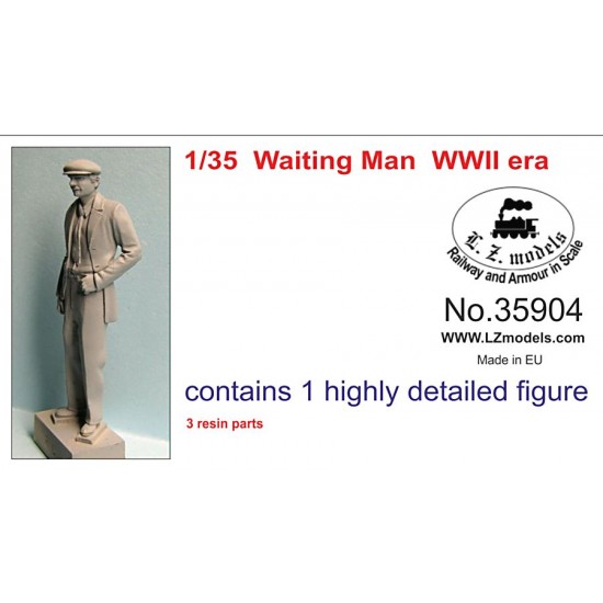1/35 WWII Waiting Man (1 Figure)