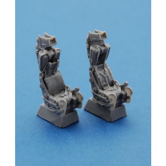 1/48 Buccaneer Martin-Baker Mk.6 Pilot's and Operator's Ejection Seats