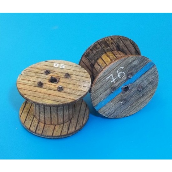 1/48 Small Cable Reel (Laser Carved Wooden Parts)
