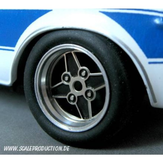 1/24 Ford RS 13in Wheels w/Tyres