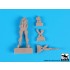 1/35 US Woman + Man Soldiers with Military Dog (2 Figures and 1 Dog)