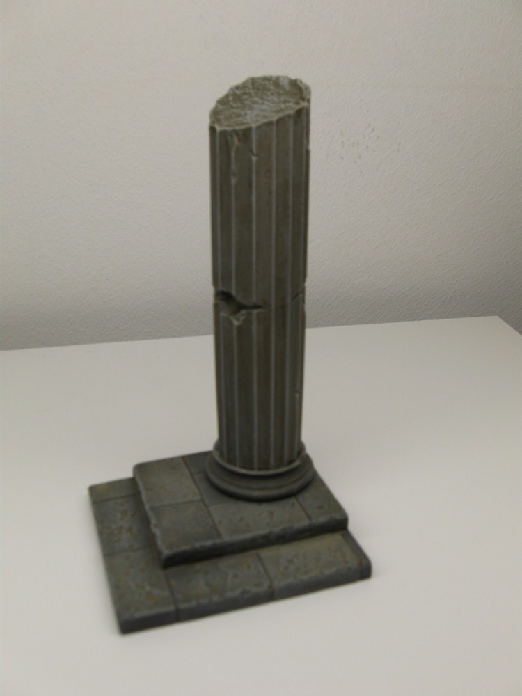 1/35 Column with Stairs (3 resin pcs)