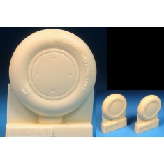 1/32 P-40B/C Main Wheels w/Smooth Tyres for Trumpeter kits (2pcs)
