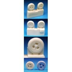 1/72 Supermarine Spitfire 3 Slot Wheels (Circumferential Tread)