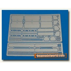 1/35 SdKfz.251/1 Ausf.D APC Back Seats & Boxes for AFV Club kit