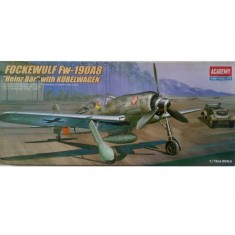 1/72 Focke-Wulf Fw-190A8 "Heinz Bar" with Kubelwagen
