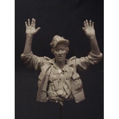 1/12 WWII German Soldier Bust - Surrendering
