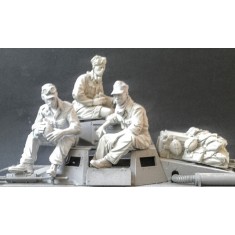 1/16 Afrika Korps Panzer Crew (3 figures)