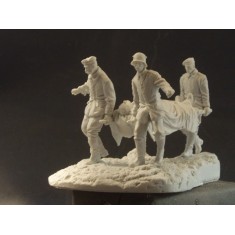 1/32 WWI German Stretcher Team (4 Resin Figures)