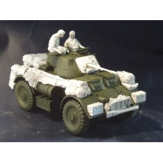 1/35 WWII New Zealand Staghound Crew and Stowage Gear in Italy (2 Resin Figures)
