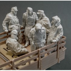 1/35 German Surrendered Soldiers in Truck (6 figures)