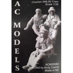 1/35 Chadian AML-90 Crews (3 figures)