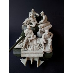 1/35 M10 Tank Destroyer Crew and Riders (6 figures w/sandbag armour & stowage)