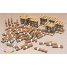 1/35 105/203mm Howitzer Round & Storage Case