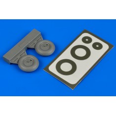 1/48 Yakovlev YAK-1/Yak-1B Wheels & Paint Masks for Accurate Miniatures / Eduard kits 