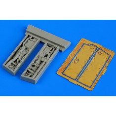 1/48 McDonnell F-4J Phantom II Electronic Bay for Academy kit (Early Version)
