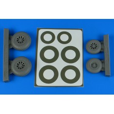 1/48 Douglas A-26B/C (B-26B/C) Invader Wheels & Paint Masking Late (diamond pattern) for ICM kits