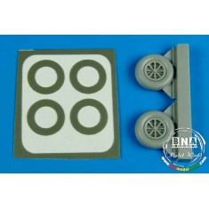 1/72 Curtiss P-40 Warhawk Wheels & Paint Mask for Academy kit