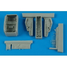 1/72 North-American F-100C/D Super Sabre Wheel Bay for Trumpeter kits 