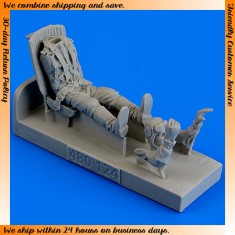 1/48 Russian Yakovlev Yak-3/Yak-7/Yak-9 Fighter Pilot w/Seat (1 figure)