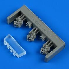 1/32 Macchi Mc.202 Late and C.205V Serie III Gunsight for Italeri kits