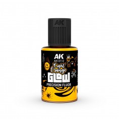 Light Orange Glow Precision Fluor Enamel Effect (30ml, Matt)