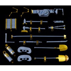1/35 Late WWII German Vehicle Tool Set