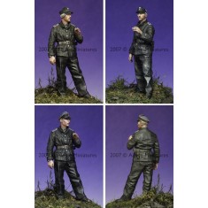 1/35 WSS Panzer NCO #1 (1 figure)