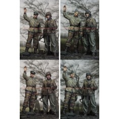 1/35 LAH Officers Ardennes Set #2 (2 figures)