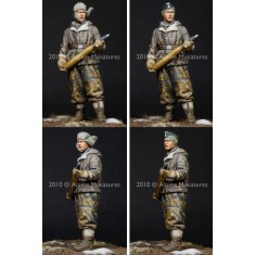 1/35 WSS Panther Crew #2 (1 figure)