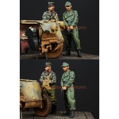 1/35 WSS AFV Crew Set (2 figures)