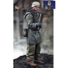 1/35 WSS German MG Gunner at Kharkov