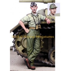 1/35 German DAK Panzer NCO