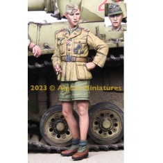 1/35 German DAK Panzer Officer