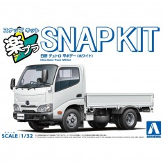1/32 Hino Dutro Single Cab Truck (White)
