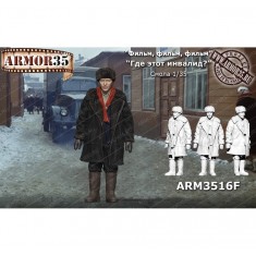 1/35 Civilian Man "Where Is This Disabled Person?" Resin Figure