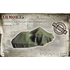 1/35 Canisters and Buckets Under Tarpaulin (40 x 26 x 9mm)