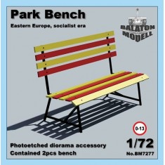 1/72 Park Bench Eastern Europe Communist Era (2pcs)
