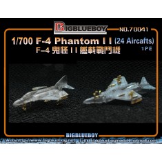 1/700 F-4 Phantom II  (24 aircrafts)