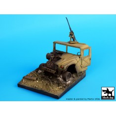 1/35 Destroyed Humvee Diorama Base