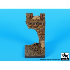 1/35 Ruined Entrance Base (Size: 60mm x 60mm)