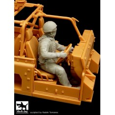 1/35 British Driver for Defender Wolf Afghanistan (1 figure)