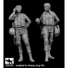 1/35 Israeli Female Soldiers Set No.2 (2 figures)